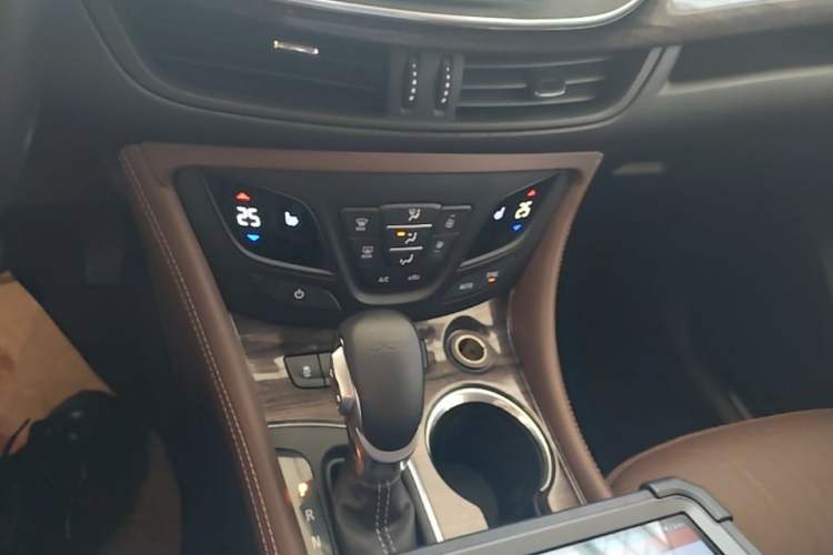 Used Buick Envision 2017 20T Two-Wheel Drive Elite Version Gear Lever