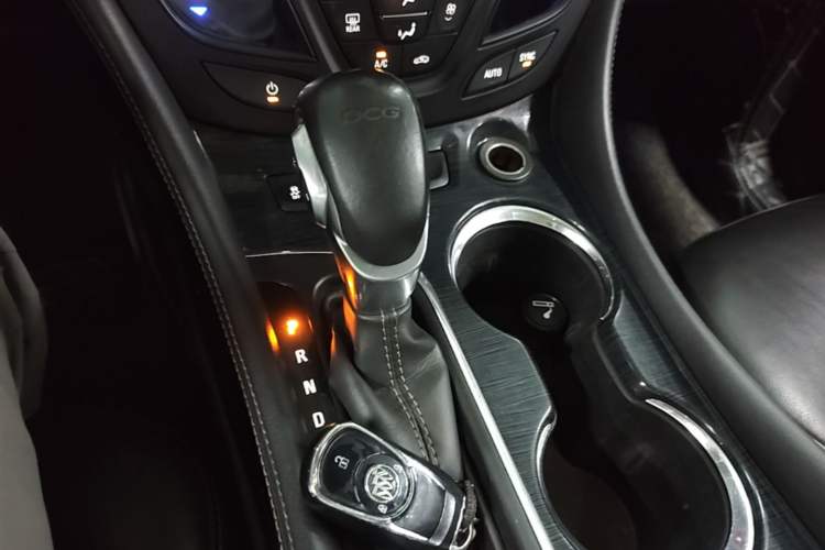 Used Buick Envision 2017 20T Two-Wheel Drive Elite Version Gear Lever