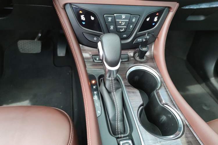 Used Buick Envision 2017 20T Two-Wheel Drive Luxury Model Gear Lever