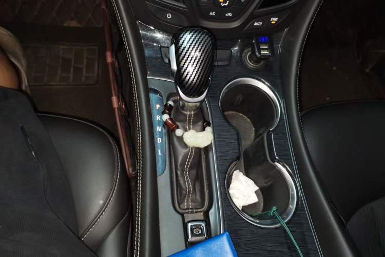 Used Buick Envision 2017 20T Two-Wheel Drive Leading Version Gear Lever