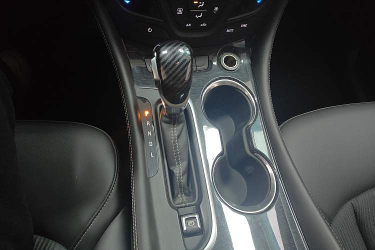 Used Buick Envision 2017 20T Two-Wheel Drive Leading Version Gear Lever
