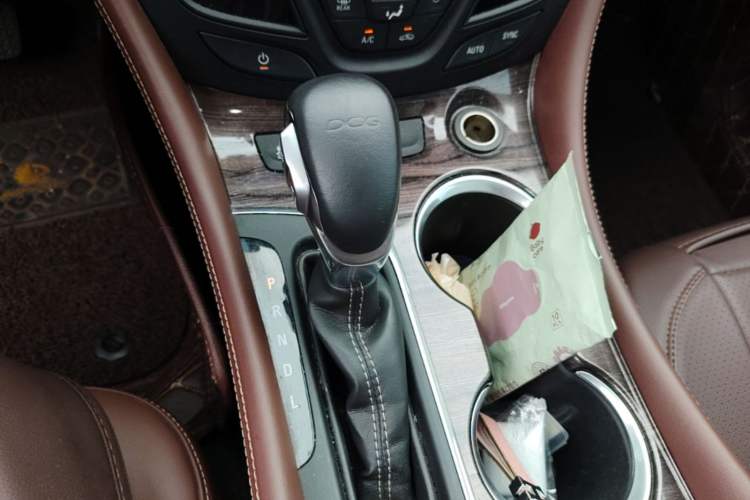 Used Buick Envision 2017 20T Two-Wheel Drive Elite Version Gear Lever