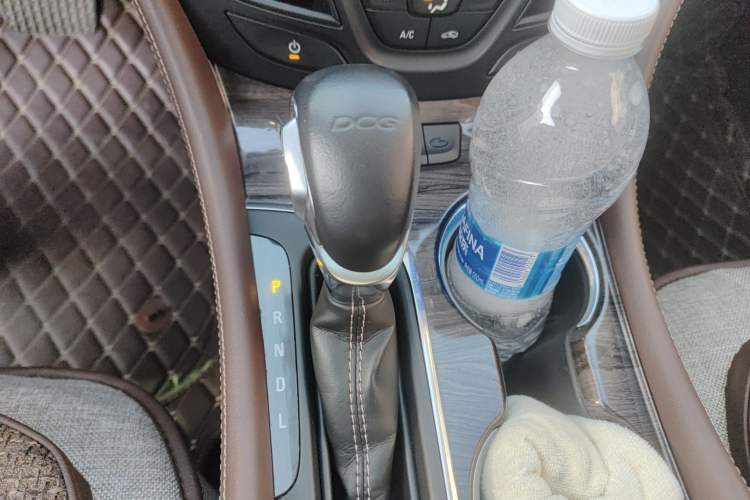 Used Buick Envision 2017 20T Two-Wheel Drive Luxury Model Gear Lever