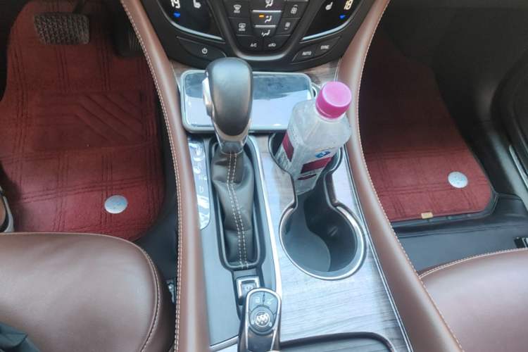 Used Buick Envision 2017 28T Four-Wheel Drive Elite Model Gear Lever