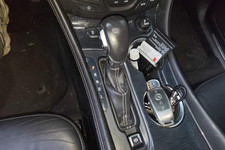 Used Buick Envision 2017 20T Two-Wheel Drive Elite Version Gear Lever