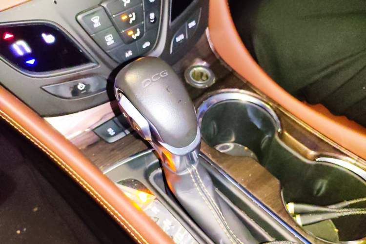 Used Buick Envision 2017 20T Two-Wheel Drive Luxury Model Gear Lever