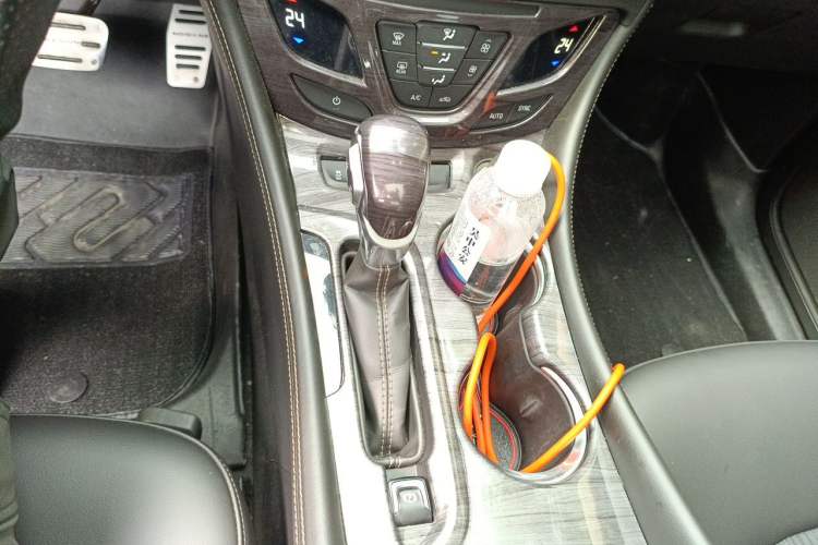 Used Buick Envision 2017 20T Two-Wheel Drive Leading Version Gear Lever
