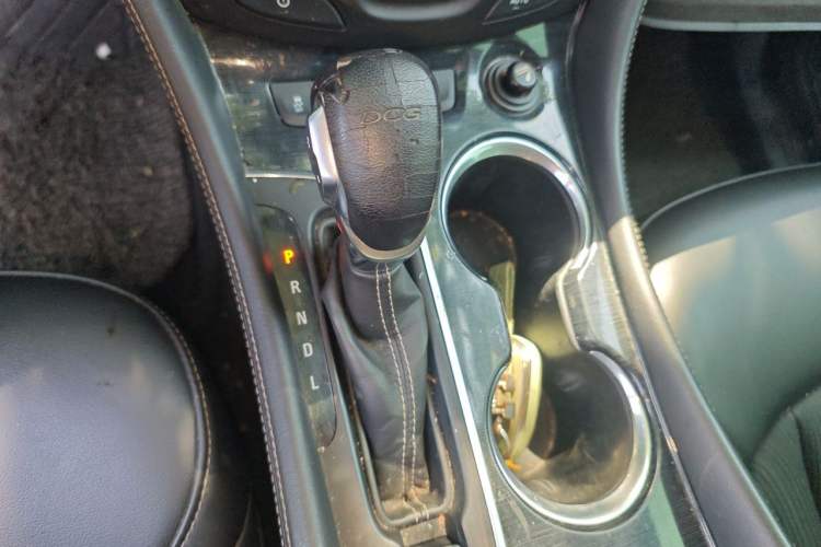 Used Buick Envision 2017 20T Two-Wheel Drive Leading Version Gear Lever