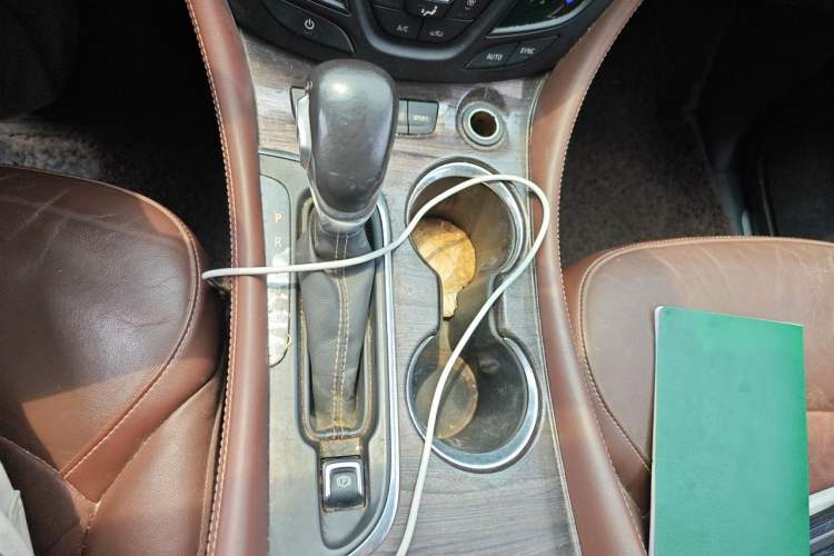 Used Buick Envision 2017 28T Four-Wheel Drive Elite Model Gear Lever