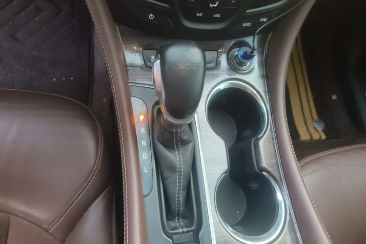 Used Buick Envision 2017 20T Two-Wheel Drive Elite Version Gear Lever