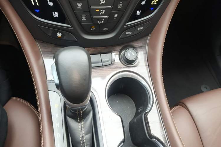 Used Buick Envision 2017 28T Four-Wheel Drive Luxury Model Gear Lever