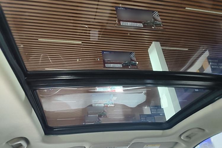 Used Buick Envision 2017 28T Four-Wheel Drive Elite Model Headliner