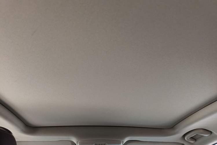 Used Buick Envision 2017 28T Four-Wheel Drive Elite Model Headliner