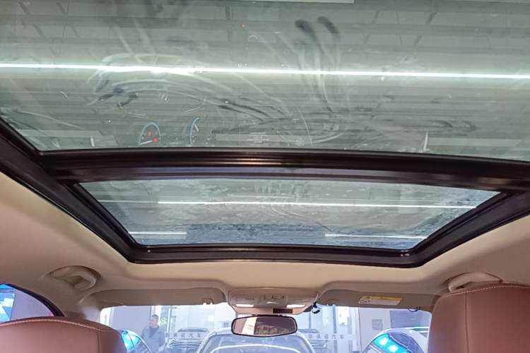 Used Buick Envision 2017 20T Two-Wheel Drive Elite Version Headliner