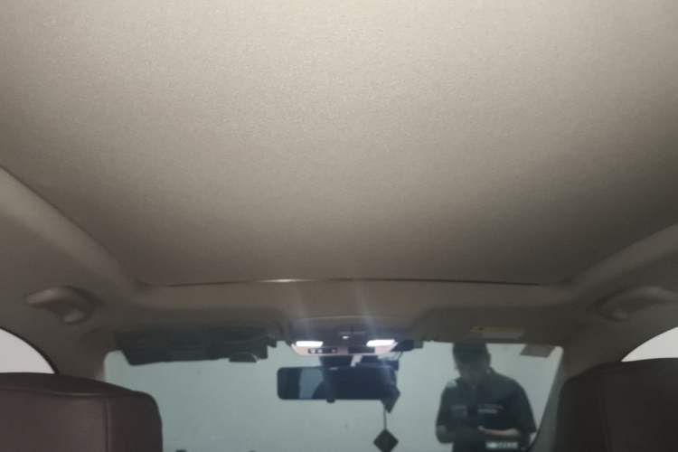 Used Buick Envision 2017 28T Four-Wheel Drive Elite Model Headliner