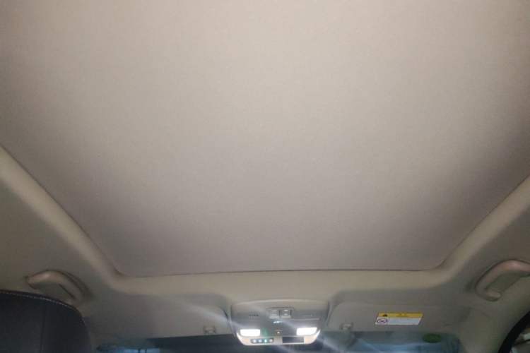 Used Buick Envision 2017 28T Four-Wheel Drive Elite Model Headliner