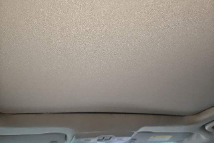 Used Buick Envision 2017 20T Two-Wheel Drive Luxury Model Headliner