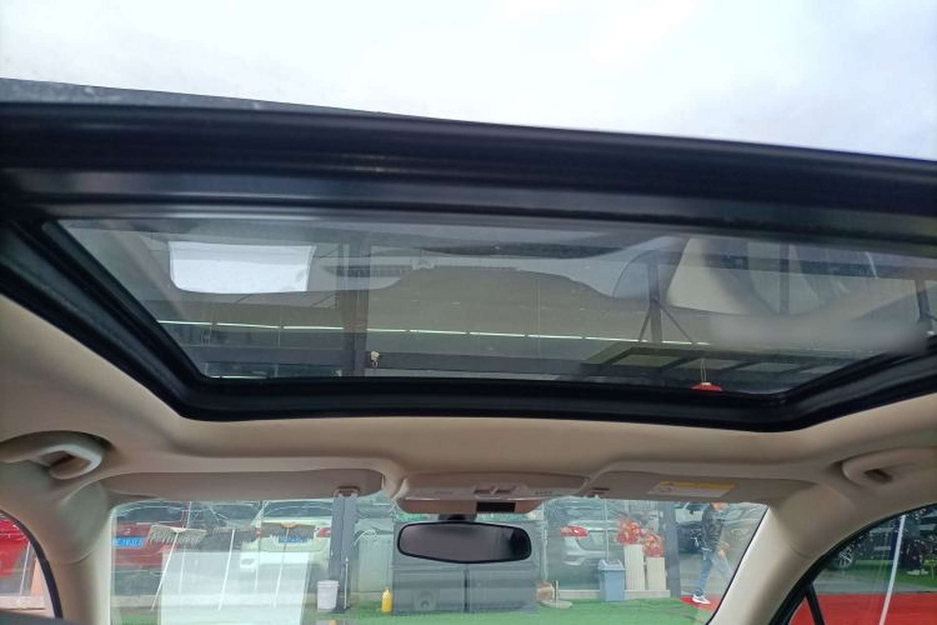 Used Buick Envision 2017 20T Two-Wheel Drive Leading Version Headliner