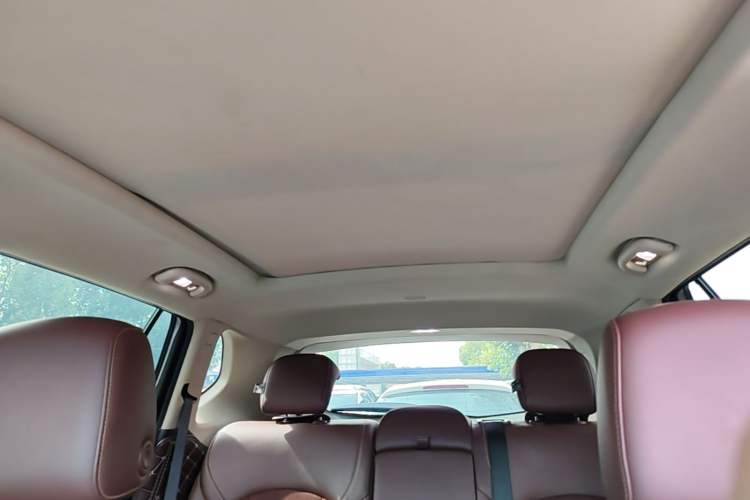 Used Buick Envision 2017 28T Four-Wheel Drive Elite Model Headliner