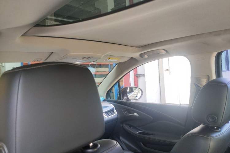 Used Buick Envision 2017 20T Two-Wheel Drive Leading Version Headliner
