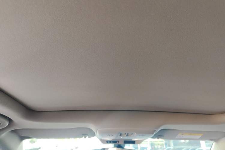 Used Buick Envision 2017 28T Four-Wheel Drive Elite Model Headliner