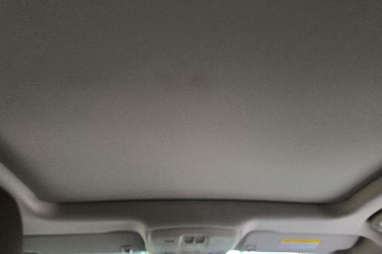 Used Buick Envision 2017 20T Two-Wheel Drive Luxury Model Headliner