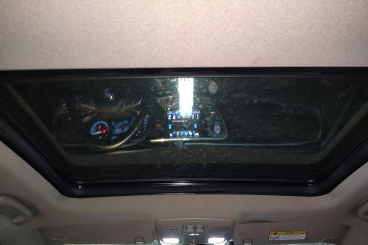 Used Buick Envision 2017 28T Four-Wheel Drive Elite Model Headliner