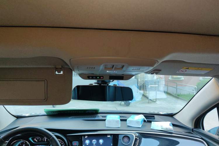 Used Buick Envision 2017 28T Four-Wheel Drive Elite Model Headliner