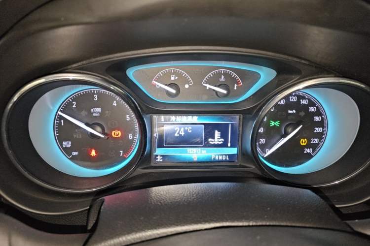 Used Buick Envision 2017 28T Four-Wheel Drive Elite Model Instrument Cluster