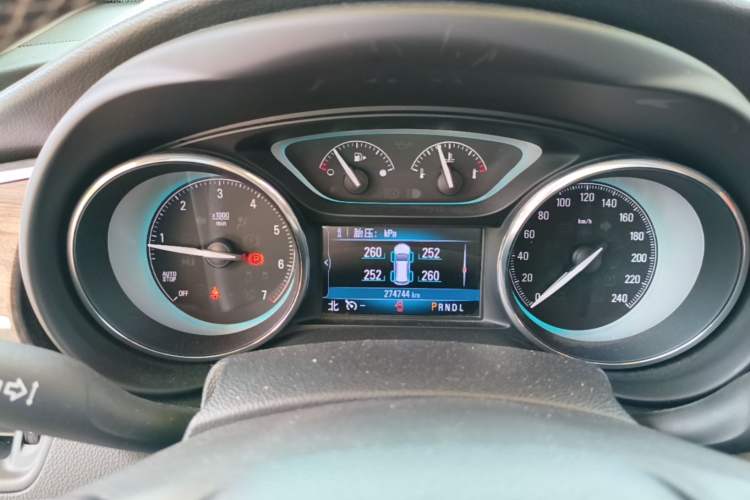 Used Buick Envision 2017 28T Four-Wheel Drive Elite Model Instrument Cluster