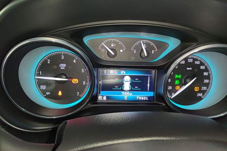 Used Buick Envision 2017 20T Two-Wheel Drive Luxury Model Instrument Cluster