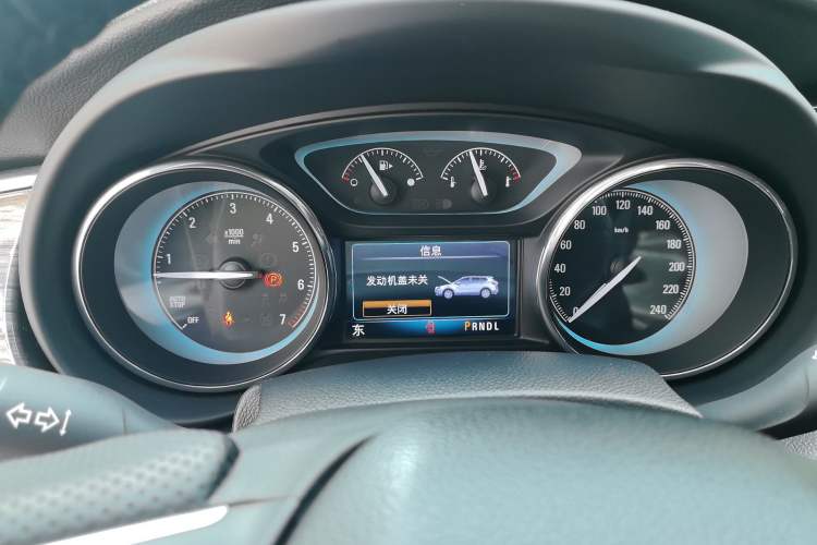 Used Buick Envision 2017 28T Four-Wheel Drive Elite Model Instrument Cluster