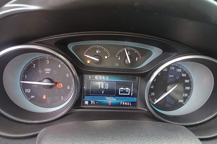 Used Buick Envision 2017 28T Four-Wheel Drive Elite Model Instrument Cluster