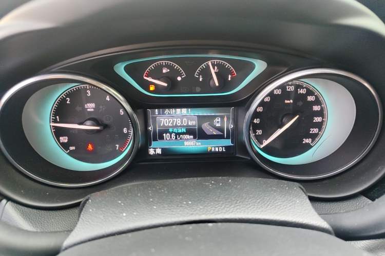 Used Buick Envision 2017 28T Four-Wheel Drive Elite Model Instrument Cluster