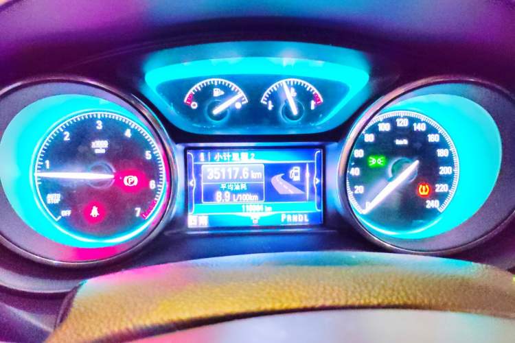 Used Buick Envision 2017 20T Two-Wheel Drive Luxury Model Instrument Cluster
