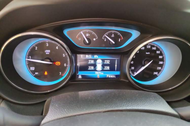 Used Buick Envision 2017 28T Four-Wheel Drive Elite Model Instrument Cluster