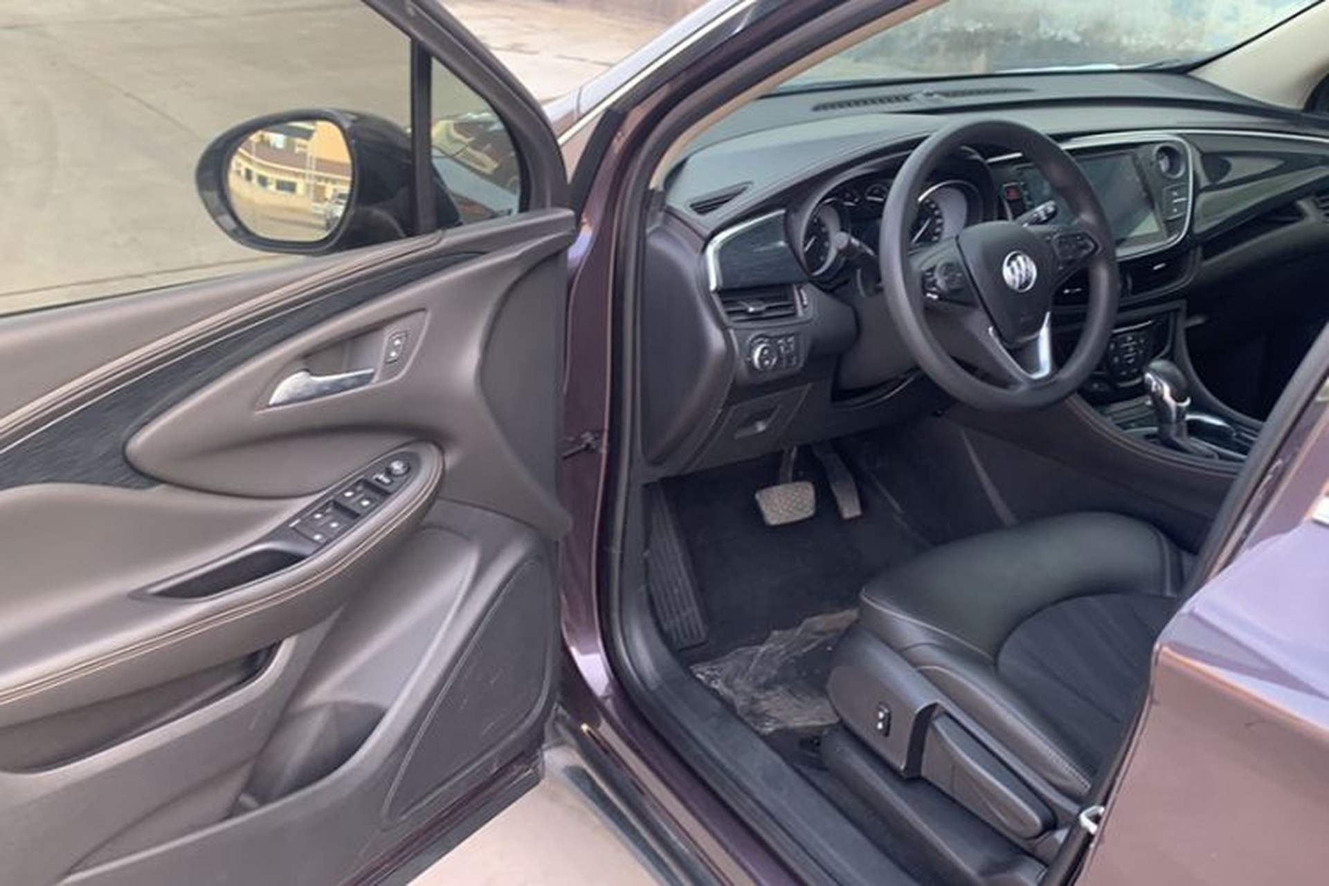 Used Buick Envision 2017 20T Two-Wheel Drive Leading Version Interior 1