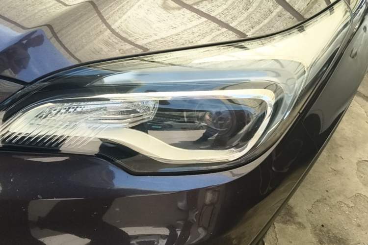 Used Buick Envision 2017 20T Two-Wheel Drive Leading Version Left Front Headlight