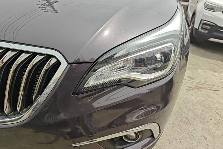 Used Buick Envision 2017 20T Two-Wheel Drive Elite Version Left Front Headlight