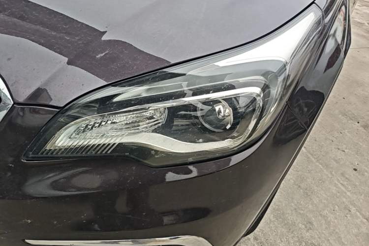 Used Buick Envision 2017 20T Two-Wheel Drive Elite Version Left Front Headlight