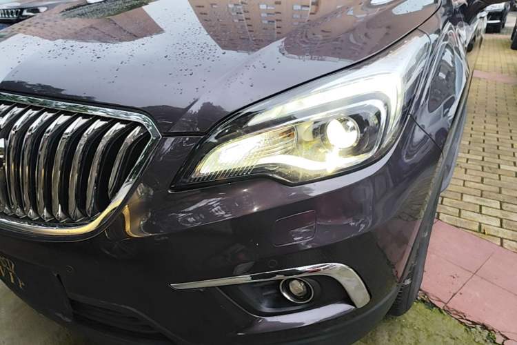 Used Buick Envision 2017 28T Four-Wheel Drive Luxury Model Left Front Headlight