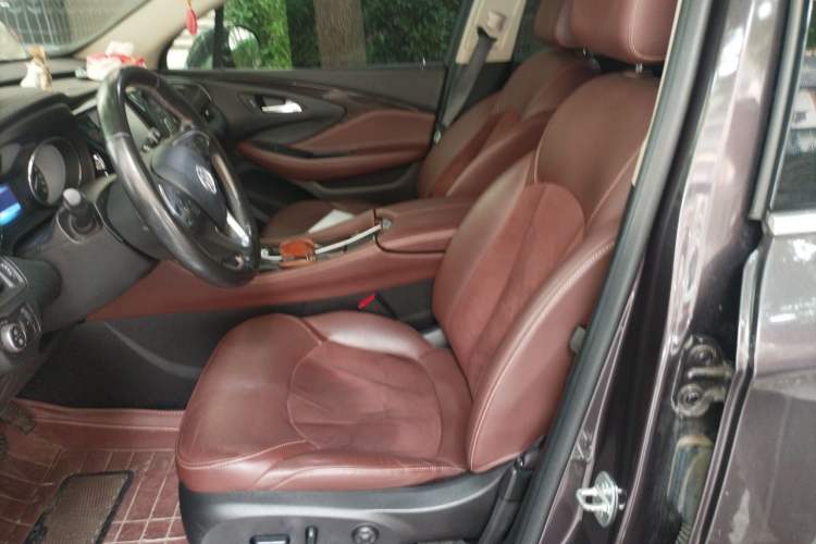 Used Buick Envision 2017 20T Two-Wheel Drive Luxury Model Left Front Seat