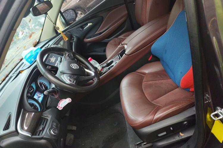 Used Buick Envision 2017 28T Four-Wheel Drive Elite Model Left Front Seat