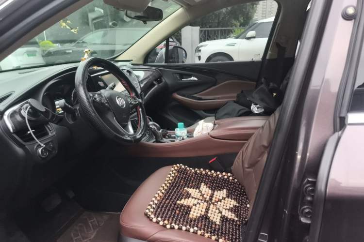 Used Buick Envision 2017 28T Four-Wheel Drive Elite Model Left Front Seat