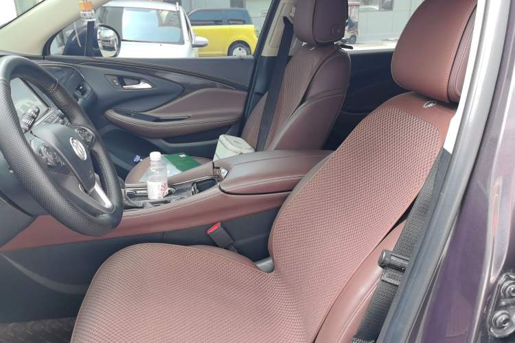 Used Buick Envision 2017 28T Four-Wheel Drive Elite Model Left Front Seat