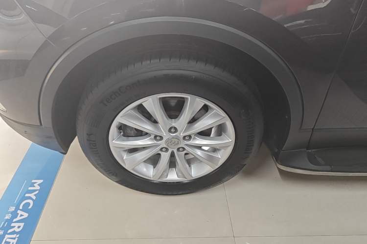 Used Buick Envision 2017 28T Four-Wheel Drive Elite Model Left Front Wheel Hub