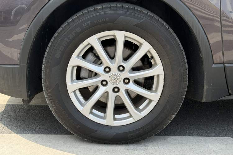 Used Buick Envision 2017 20T Two-Wheel Drive Elite Version Left Front Wheel Hub