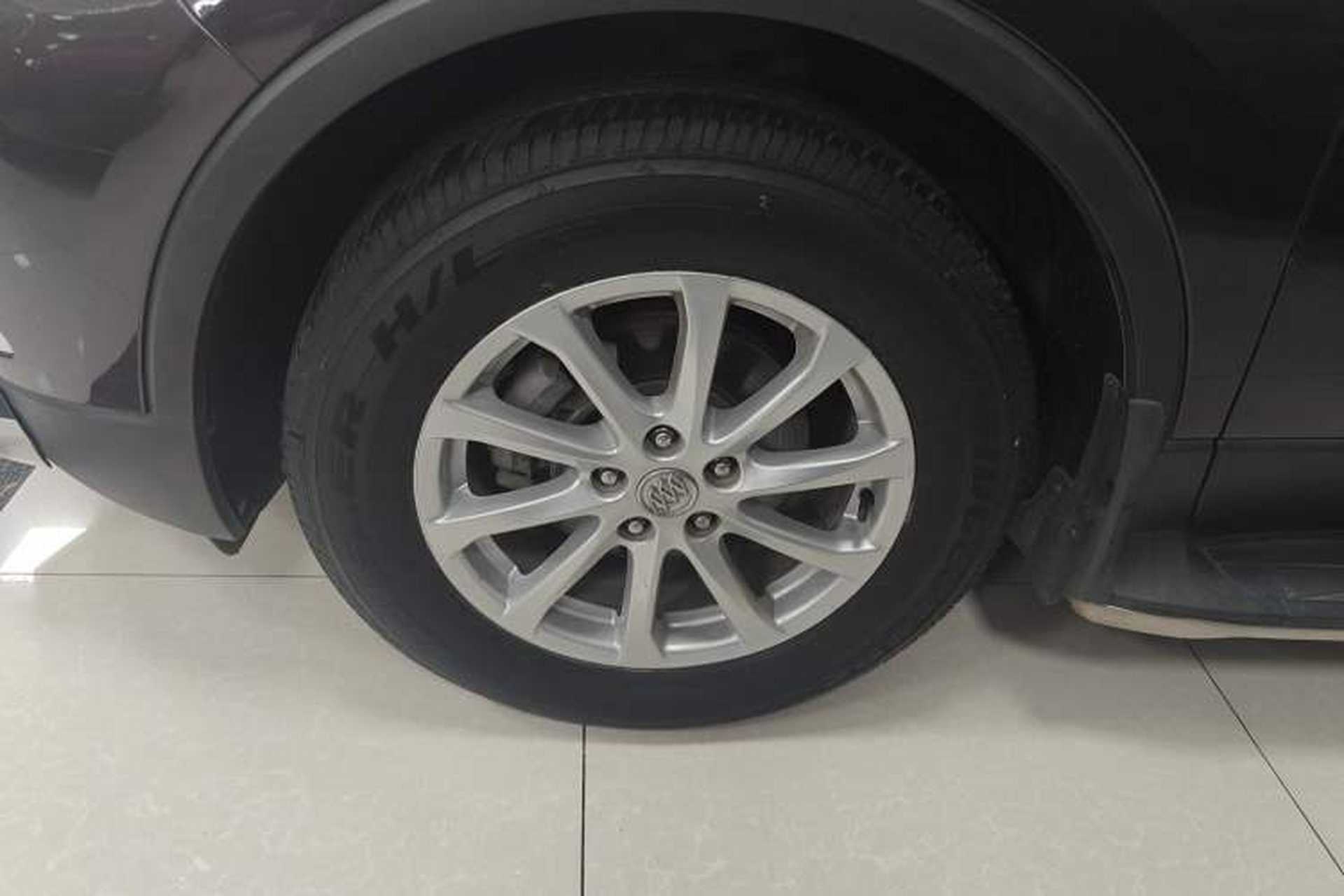 Used Buick Envision 2017 20T Two-Wheel Drive Leading Version Left Front Wheel Hub
