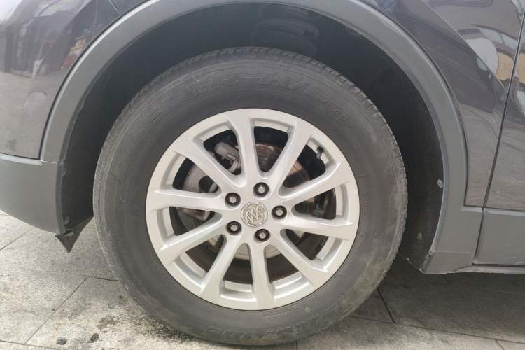 Used Buick Envision 2017 20T Two-Wheel Drive Leading Version Left Front Wheel Hub