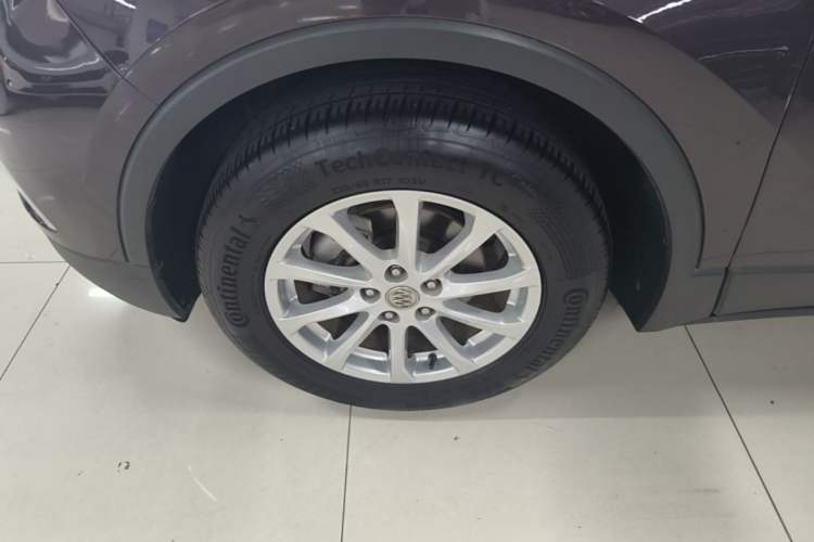 Used Buick Envision 2017 20T Two-Wheel Drive Leading Version Left Front Wheel Hub